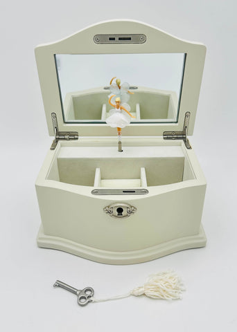 #900A Music Box