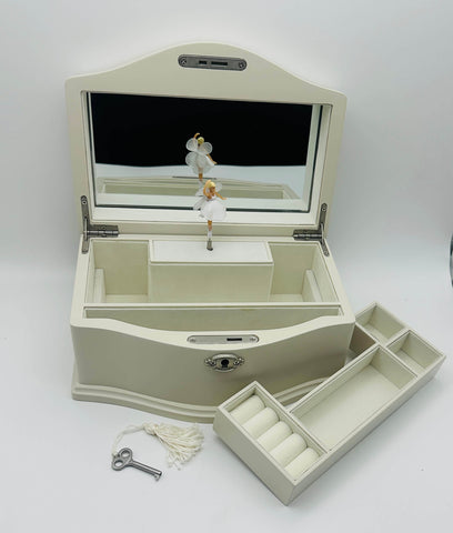 #901A Music Box