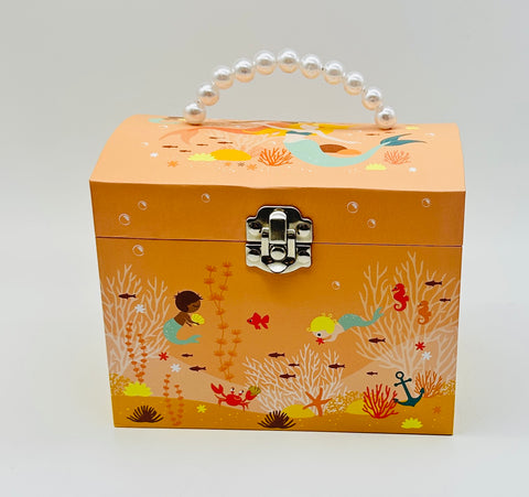 #900  Music Box