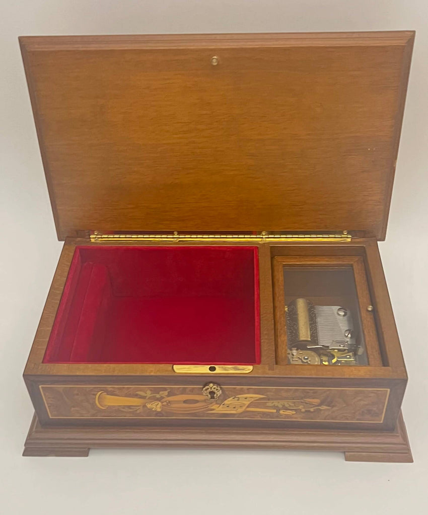 #10 Music Box – TheMusicBoxShop