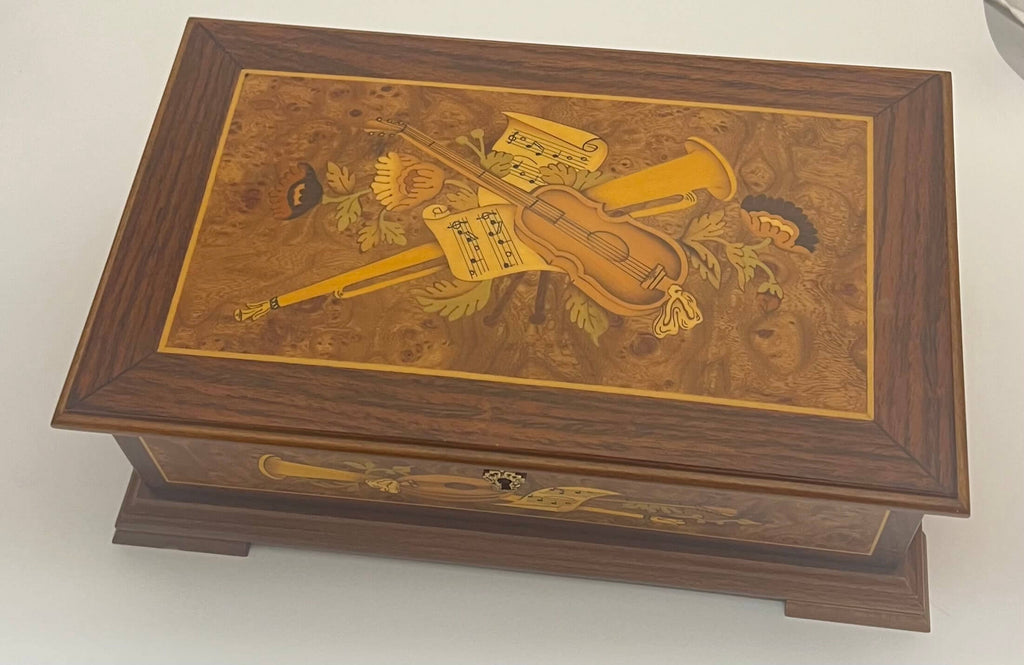 #10 Music Box – TheMusicBoxShop