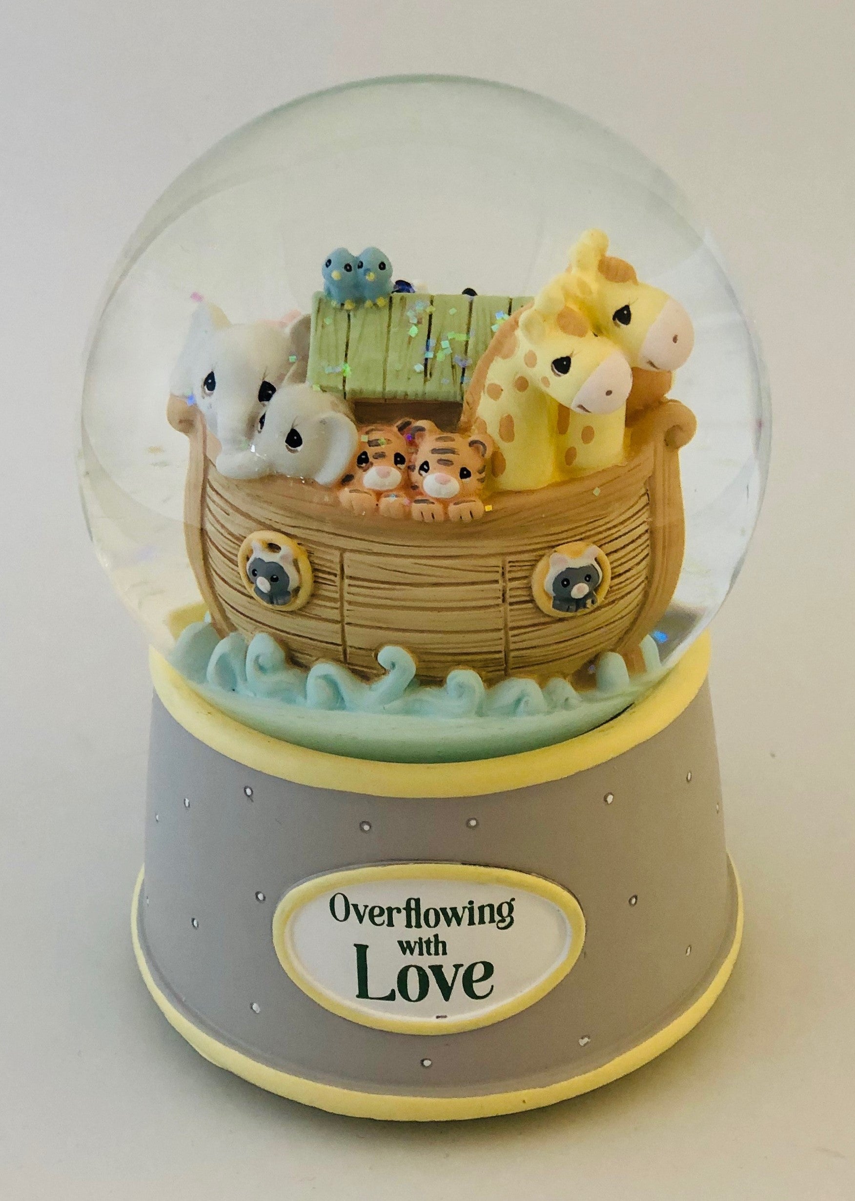 Precious Moments – TheMusicBoxShop